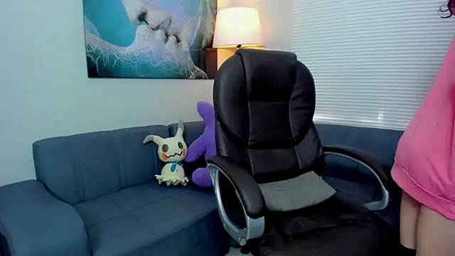 Snapshot of Angel_Dust18 chatting on September 2025 02:07:02 PM Angel Dust18 online show from September 2025 02:07:02 PM