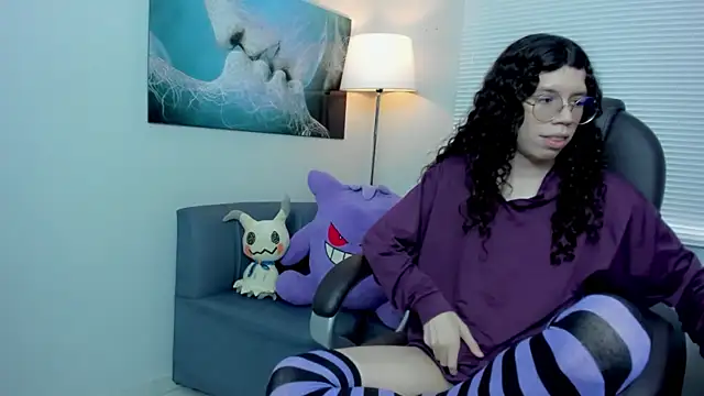 Snapshot of Angel_Dust18 chatting on November 2025 04:11:02 PM Angel Dust18 online show from November 2025 04:11:02 PM