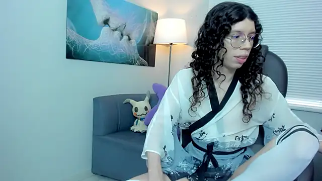 Snapshot of Angel_Dust18 chatting on December 2025 03:28:02 PM Angel Dust18 online show from December 2025 03:28:02 PM