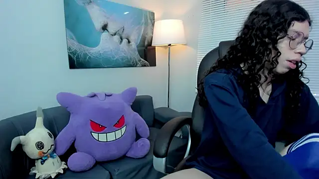 Snapshot of Angel_Dust18 chatting on December 2025 04:25:02 PM Angel Dust18 online show from December 2025 04:25:02 PM