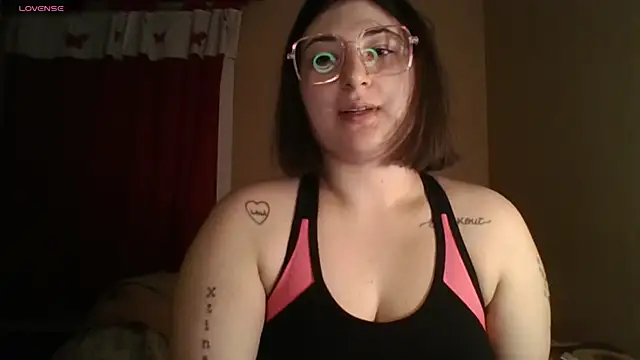 imsohornydacom online show from October 2025 12:05:02 AM