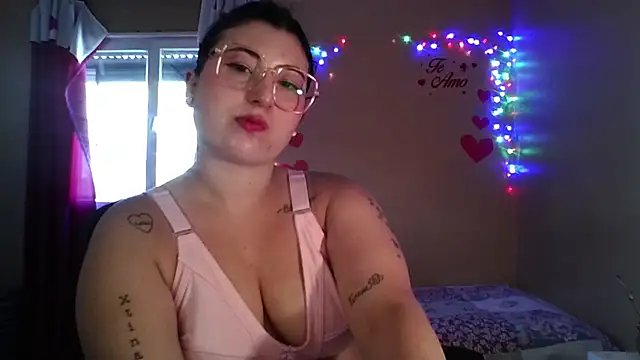 imsohornydacom online show from February 2026 06:01:02 PM