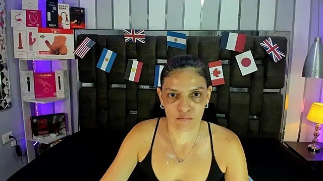 KatteMoss online show from June 2026 08:51:01 PM