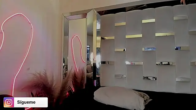 Sara Foxx1 online show from May 2026 08:26:02 PM