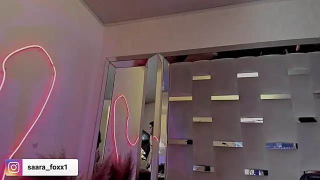 Sara Foxx1 online show from May 2026 07:32:02 PM