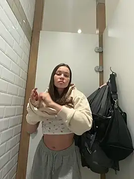 Snapshot of nicole111 chatting on November 2025 01:11:02 PM nicole111 online show from November 2025 01:11:02 PM