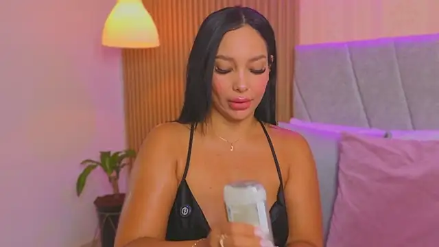 Dakota diaz  online show from February 2026 07:39:02 PM