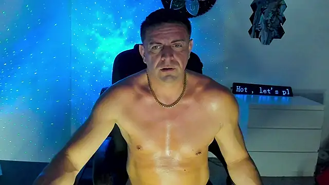 petr37pol online show from June 2026 10:11:02 PM