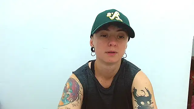 tomboyblue online show from November 2025 10:25:02 AM