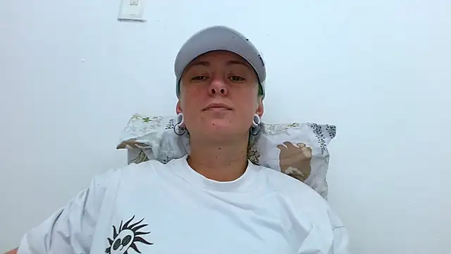 tomboyblue online show from February 2026 05:28:01 PM