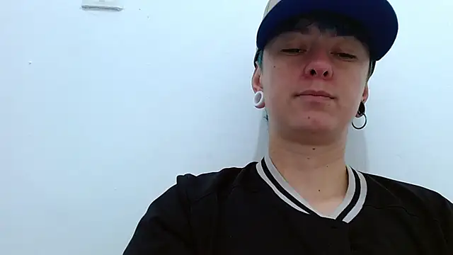 tomboyblue online show from February 2026 07:56:02 PM