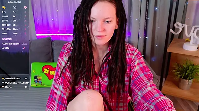 Snapshot of CoreyJane chatting on March 2025 07:44:01 AM CoreyJane online show from March 2025 07:44:01 AM