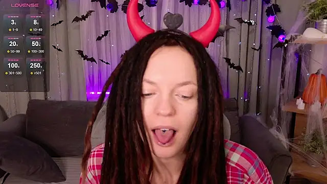 Snapshot of CoreyJane chatting on October 2025 04:48:01 AM CoreyJane online show from October 2025 04:48:01 AM