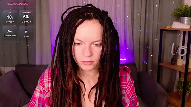 Snapshot of CoreyJane chatting on November 2025 04:34:02 AM CoreyJane online show from November 2025 04:34:02 AM