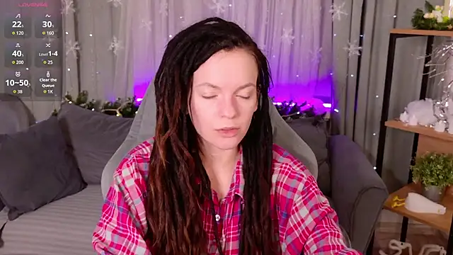 Snapshot of CoreyJane chatting on December 2025 05:25:01 AM CoreyJane online show from December 2025 05:25:01 AM