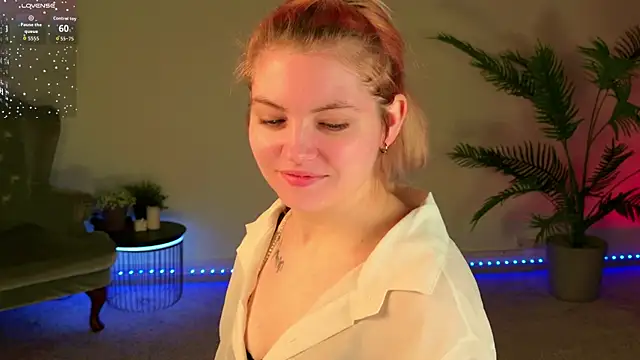 Lisa Adam online show from June 2026 06:10:01 PM