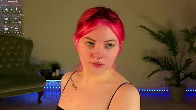 Lisa Adam online show from June 2026 06:12:01 PM