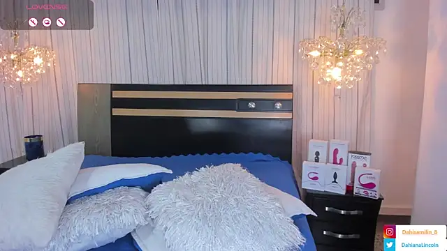 DahianaLincoln online show from February 2025 11:15:01 PM