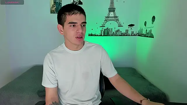 Snapshot of Ares_Johnson chatting on December 2024 02:55:01 PM Ares Johnson online show from December 2024 02:55:01 PM