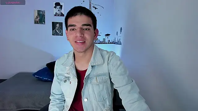 Snapshot of Ares_Johnson chatting on December 2024 04:46:02 PM Ares Johnson online show from December 2024 04:46:02 PM