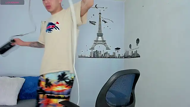 Snapshot of Ares_Johnson chatting on December 2024 08:48:01 PM Ares Johnson online show from December 2024 08:48:01 PM