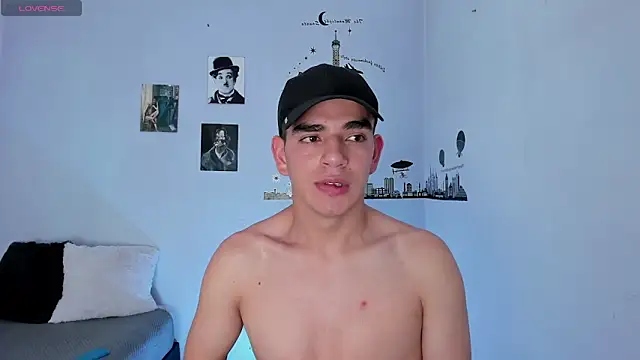 Snapshot of Ares_Johnson chatting on January 2025 01:04:02 AM Ares Johnson online show from January 2025 01:04:02 AM