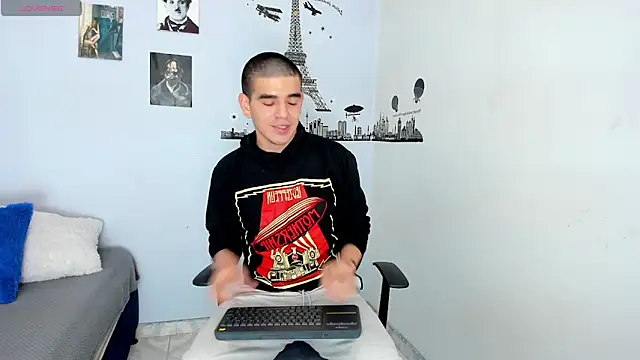 Snapshot of Ares_Johnson chatting on January 2025 10:01:01 PM Ares Johnson online show from January 2025 10:01:01 PM