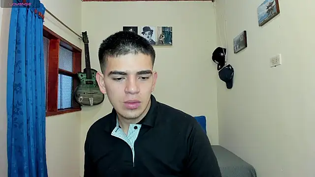 Snapshot of Ares_Johnson chatting on January 2025 02:15:01 PM Ares Johnson online show from January 2025 02:15:01 PM