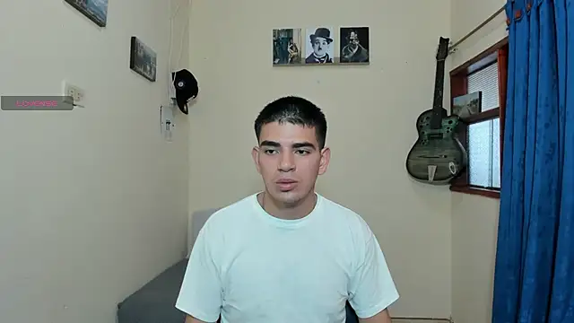 Snapshot of Ares_Johnson chatting on February 2025 07:00:01 PM Ares Johnson online show from February 2025 07:00:01 PM