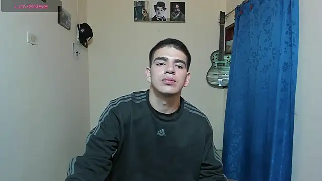 Snapshot of Ares_Johnson chatting on February 2025 04:25:02 AM Ares Johnson online show from February 2025 04:25:02 AM