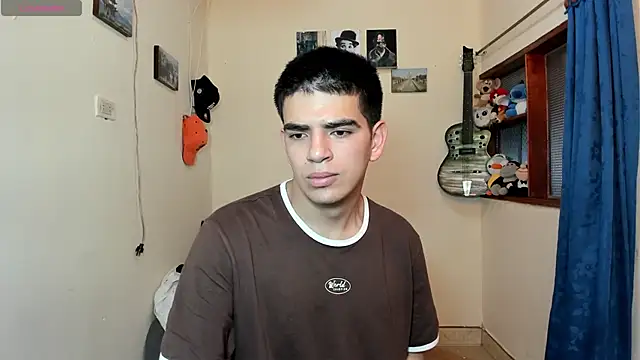 Snapshot of Ares_Johnson chatting on February 2025 01:05:01 PM Ares Johnson online show from February 2025 01:05:01 PM