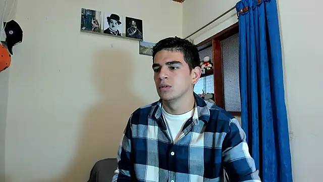 Snapshot of Ares_Johnson chatting on February 2025 04:13:02 PM Ares Johnson online show from February 2025 04:13:02 PM