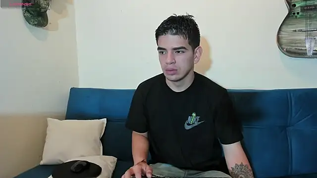 Snapshot of Ares_Johnson chatting on March 2025 02:33:02 PM Ares Johnson online show from March 2025 02:33:02 PM