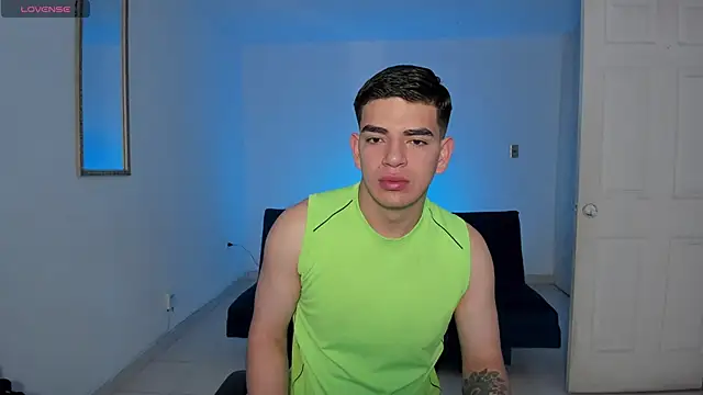 Snapshot of Ares_Johnson chatting on October 2025 12:12:02 PM Ares Johnson online show from October 2025 12:12:02 PM