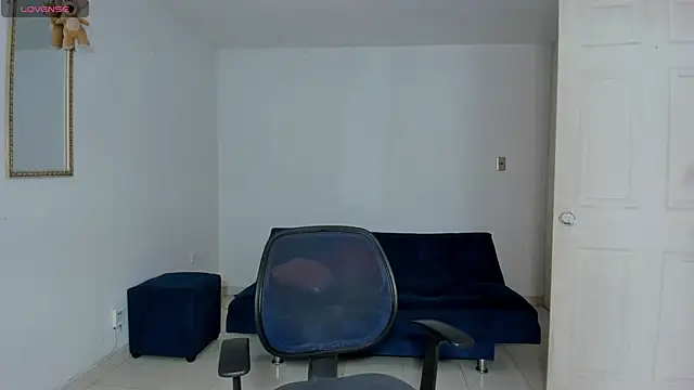 Snapshot of Ares_Johnson chatting on November 2025 01:33:02 PM Ares Johnson online show from November 2025 01:33:02 PM