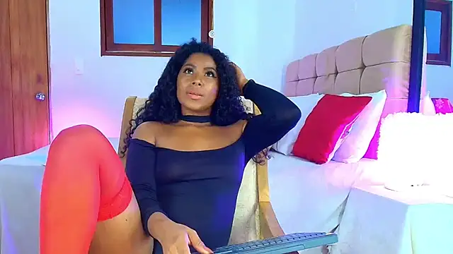 Snapshot of PaoL22 chatting on February 2025 06:14:02 AM PaoL22 online show from February 2025 06:14:02 AM