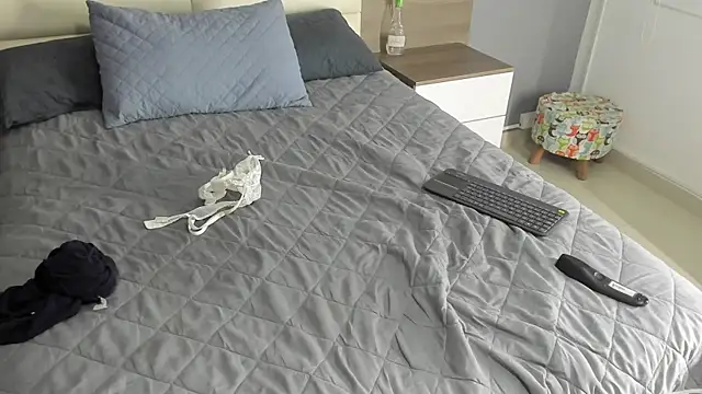 Snapshot of rebeca_cortez_ chatting on September 2025 07:37:01 PM rebeca cortez online show from September 2025 07:37:01 PM