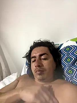 DanielGomez9 online show from December 2025 02:05:01 AM