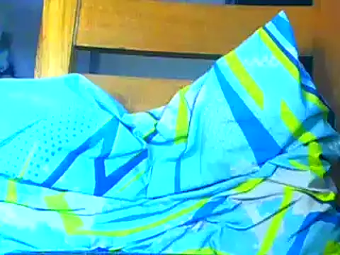 Ian zaenzz online show from January 2025 10:52:01 PM