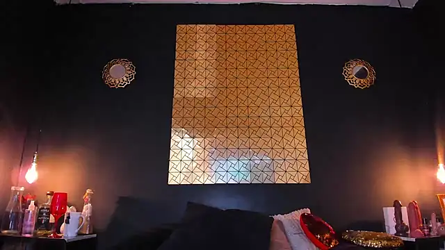 Snapshot of caro_lyne_ chatting on December 2024 04:50:01 PM caro lyne online show from December 2024 04:50:01 PM