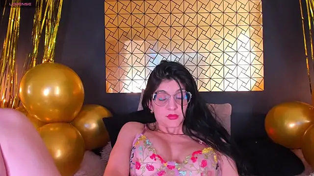 Snapshot of caro_lyne_ chatting on February 2025 05:55:02 PM caro lyne online show from February 2025 05:55:02 PM