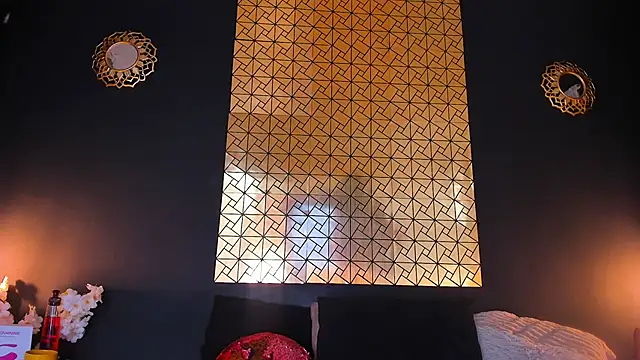 Snapshot of caro_lyne_ chatting on March 2025 01:56:02 PM caro lyne online show from March 2025 01:56:02 PM