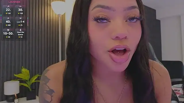 Madiee Rhea online show from April 2026 07:53:01 PM