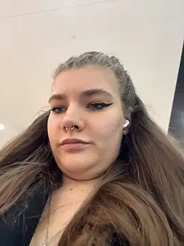 Holy Tereza online show from April 2026 03:39:01 PM
