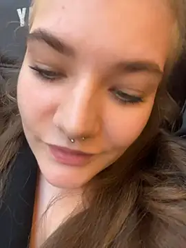 Holy Tereza online show from May 2026 04:01:02 PM
