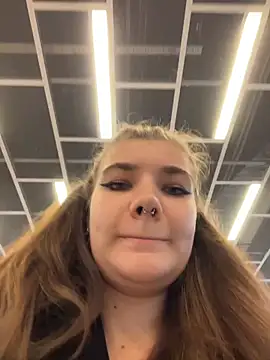 Holy Tereza online show from May 2026 03:42:01 PM
