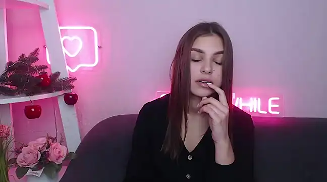 Snapshot of MilanaAngelAs chatting on January 2025 05:41:01 AM MilanaAngelAs online show from January 2025 05:41:01 AM