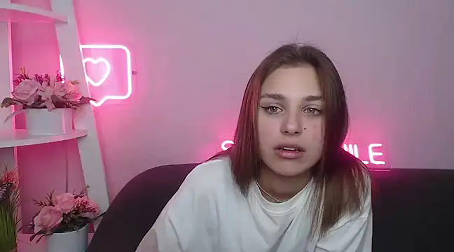 Snapshot of MilanaAngelAs chatting on January 2025 02:03:02 PM MilanaAngelAs online show from January 2025 02:03:02 PM