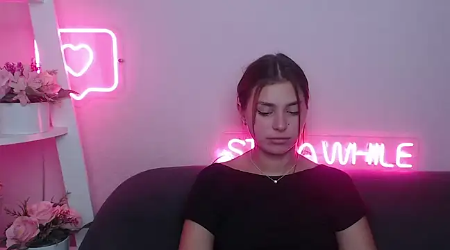 Snapshot of MilanaAngelAs chatting on January 2025 08:46:02 AM MilanaAngelAs online show from January 2025 08:46:02 AM