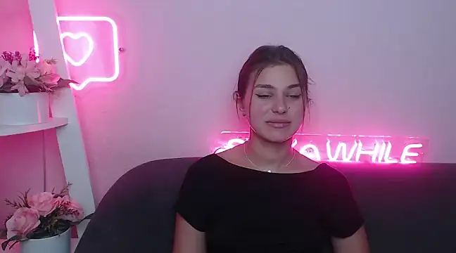 Snapshot of MilanaAngelAs chatting on January 2025 11:50:01 AM MilanaAngelAs online show from January 2025 11:50:01 AM